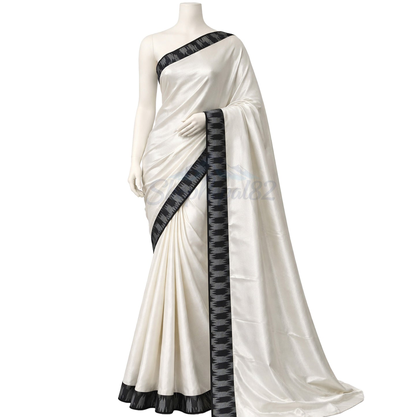 Nepali Dhaka Saree – White Saree with Traditional Dhaka Border – नेपाली ढाका साड़ी (सेतो)