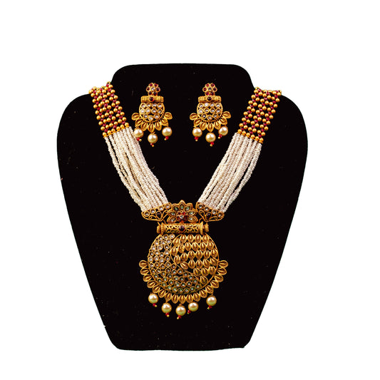 Traditional Pearl & Gold-Tone Jewelry Set – पारम्परिक मोती तथा सुन्दर गहना सेट