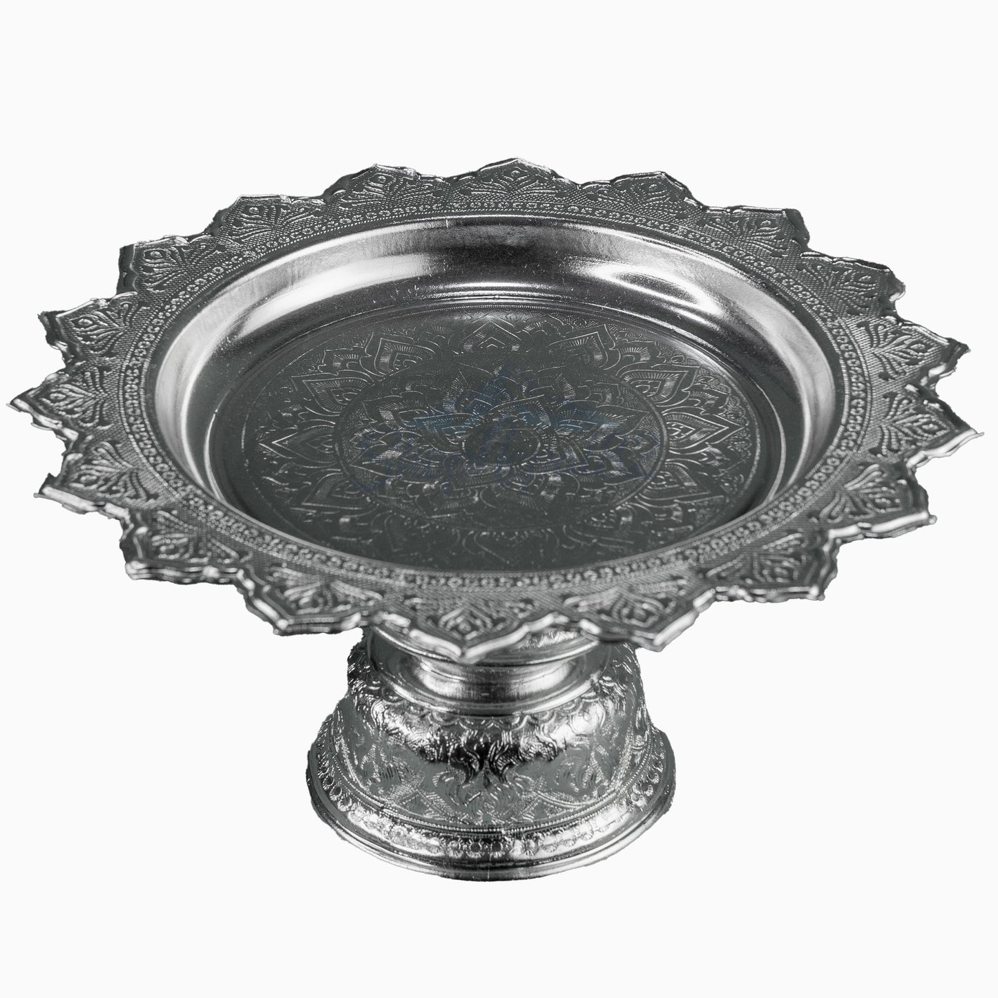 Handcrafted Silver Finish Puja Pedestal Tray | Traditional Decorative Offering Plate – हस्तनिर्मित पूजा थाल