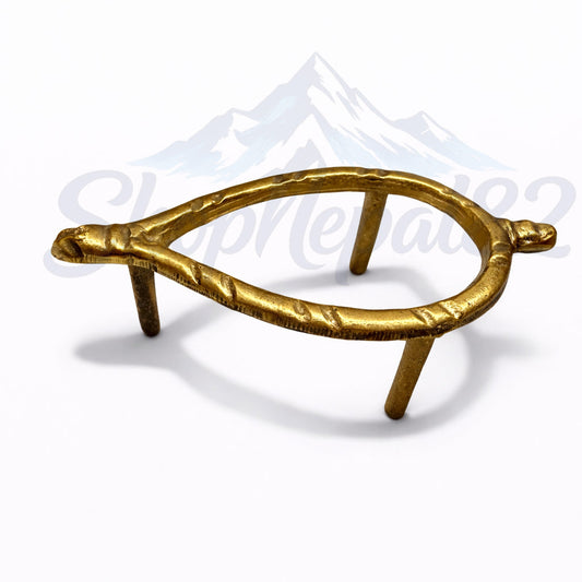 Decorative Shankh Stand – Brass Finish Display Holder for Conch Shell – शङ्ख राख्ने स्ट्यान्ड